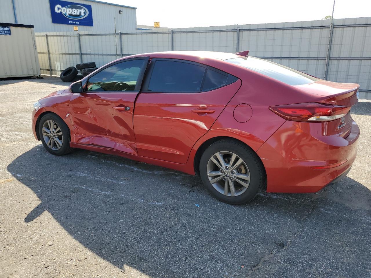 Photo 1 VIN: 5NPD84LF5JH223916 - HYUNDAI ELANTRA 