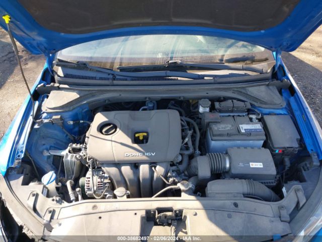 Photo 9 VIN: 5NPD84LF5JH225617 - HYUNDAI ELANTRA 