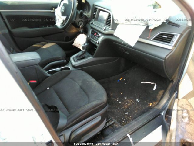 Photo 4 VIN: 5NPD84LF5JH231143 - HYUNDAI ELANTRA 