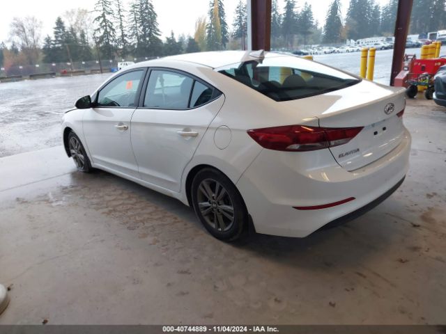 Photo 2 VIN: 5NPD84LF5JH239095 - HYUNDAI ELANTRA 