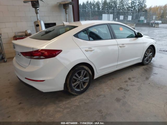 Photo 3 VIN: 5NPD84LF5JH239095 - HYUNDAI ELANTRA 