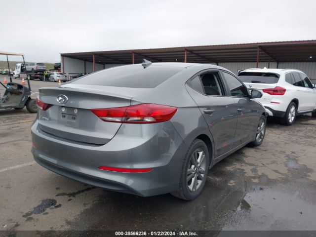 Photo 3 VIN: 5NPD84LF5JH242157 - HYUNDAI ELANTRA 