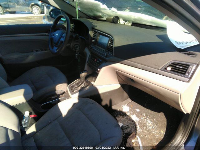 Photo 4 VIN: 5NPD84LF5JH249576 - HYUNDAI ELANTRA 