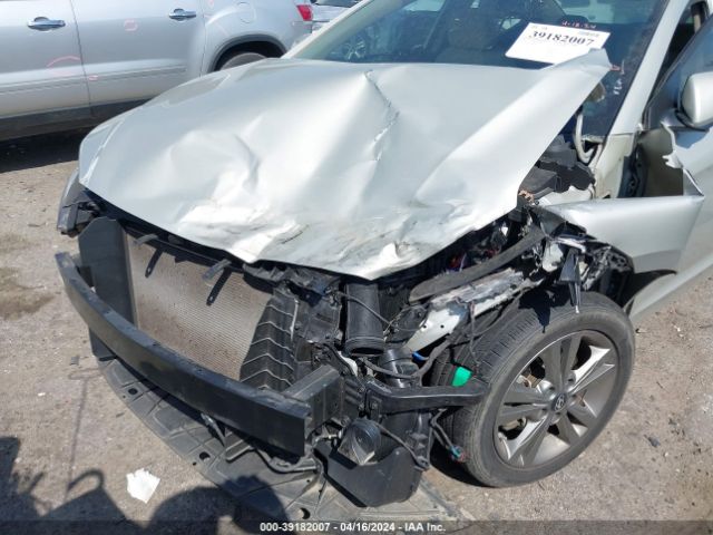 Photo 5 VIN: 5NPD84LF5JH262635 - HYUNDAI ELANTRA 