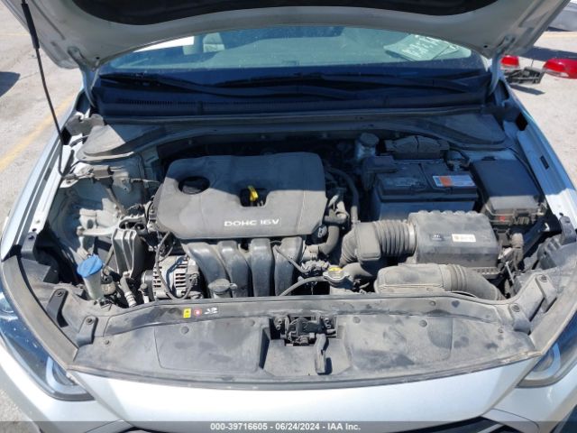 Photo 9 VIN: 5NPD84LF5JH270895 - HYUNDAI ELANTRA 