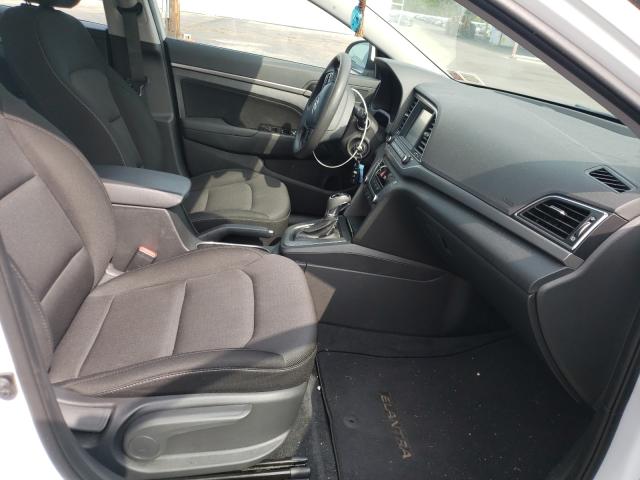 Photo 4 VIN: 5NPD84LF5JH280133 - HYUNDAI ELANTRA 