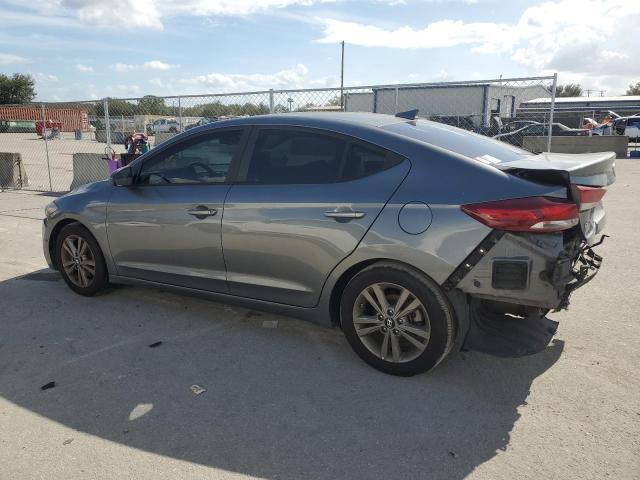 Photo 1 VIN: 5NPD84LF5JH290015 - HYUNDAI ELANTRA SE 