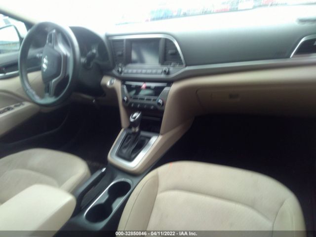 Photo 4 VIN: 5NPD84LF5JH301000 - HYUNDAI ELANTRA 