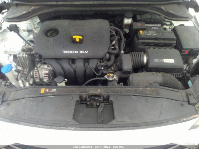 Photo 9 VIN: 5NPD84LF5JH301000 - HYUNDAI ELANTRA 