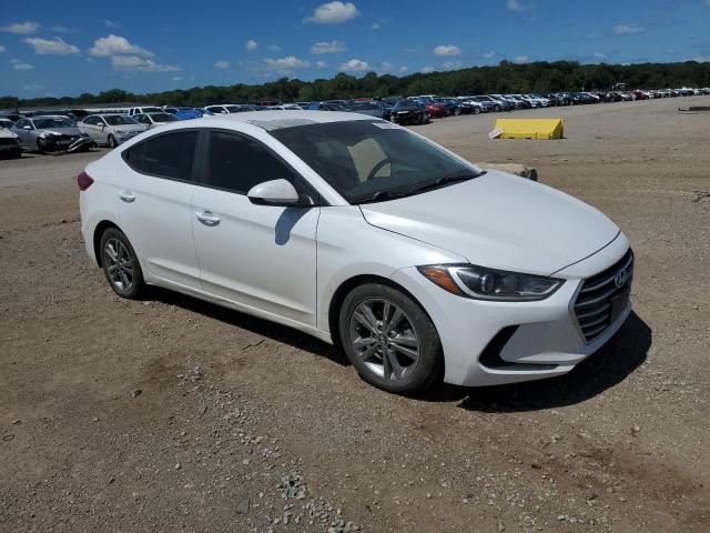 Photo 3 VIN: 5NPD84LF5JH301806 - HYUNDAI ELANTRA SE 