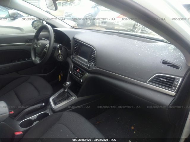 Photo 4 VIN: 5NPD84LF5JH310683 - HYUNDAI ELANTRA 