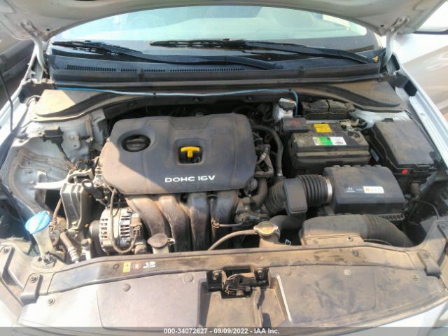 Photo 9 VIN: 5NPD84LF5JH311459 - HYUNDAI ELANTRA 