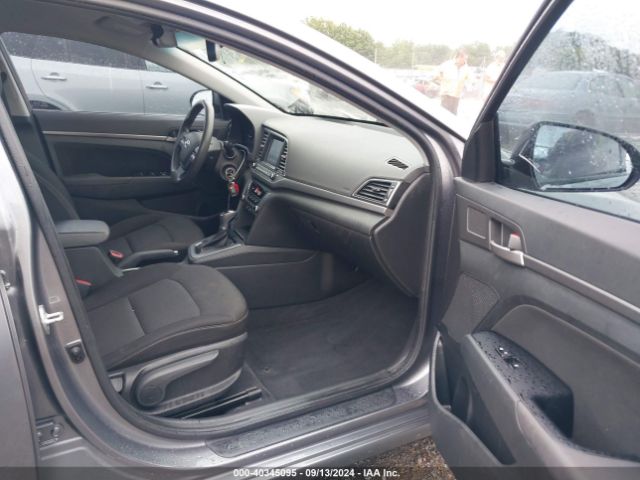 Photo 4 VIN: 5NPD84LF5JH312529 - HYUNDAI ELANTRA 