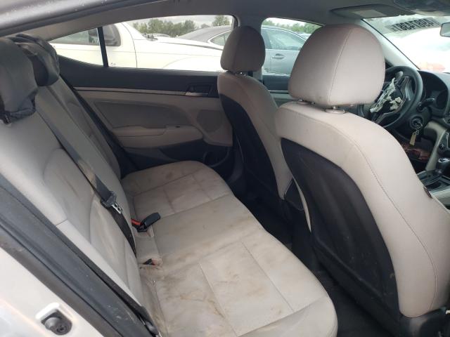 Photo 5 VIN: 5NPD84LF5JH318976 - HYUNDAI ELANTRA SE 