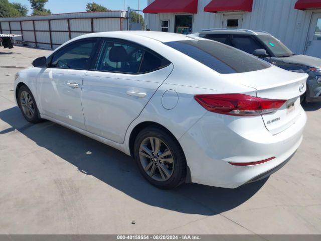 Photo 2 VIN: 5NPD84LF5JH332523 - HYUNDAI ELANTRA 