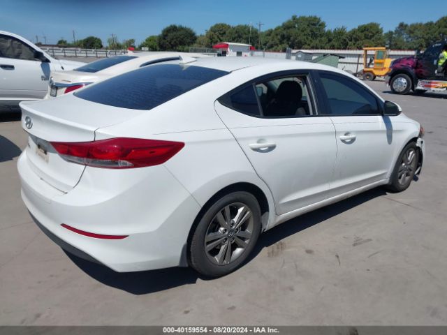 Photo 3 VIN: 5NPD84LF5JH332523 - HYUNDAI ELANTRA 