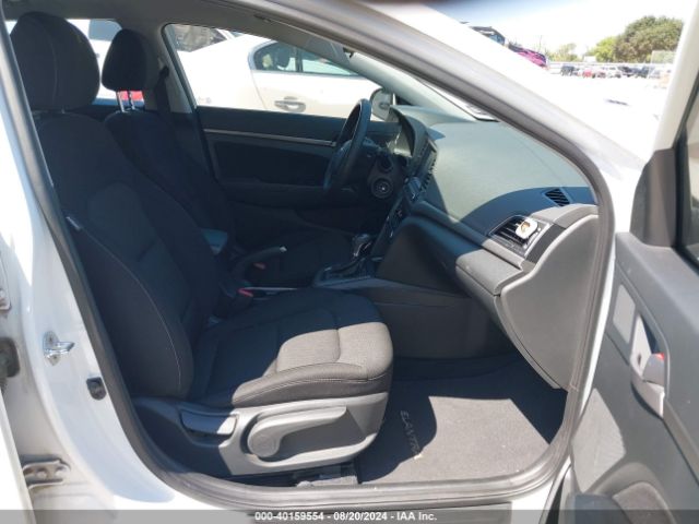 Photo 4 VIN: 5NPD84LF5JH332523 - HYUNDAI ELANTRA 