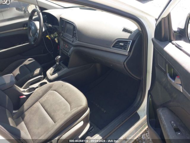 Photo 4 VIN: 5NPD84LF5JH339908 - HYUNDAI ELANTRA 