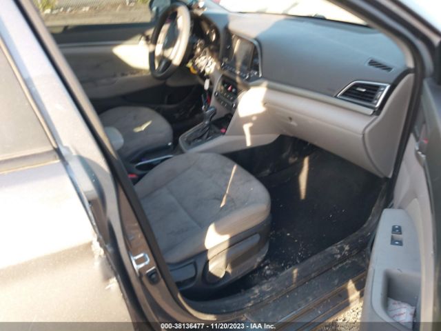 Photo 4 VIN: 5NPD84LF5JH340668 - HYUNDAI ELANTRA 