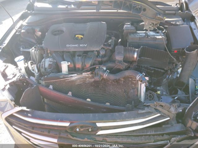 Photo 9 VIN: 5NPD84LF5JH341254 - HYUNDAI ELANTRA 