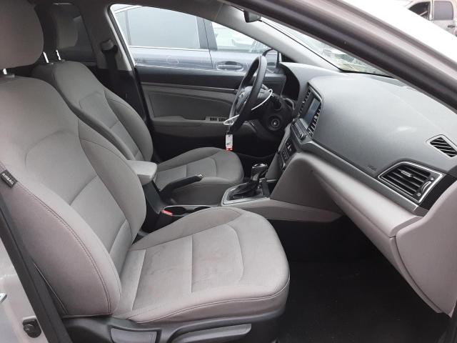 Photo 4 VIN: 5NPD84LF5JH347457 - HYUNDAI ELANTRA SE 