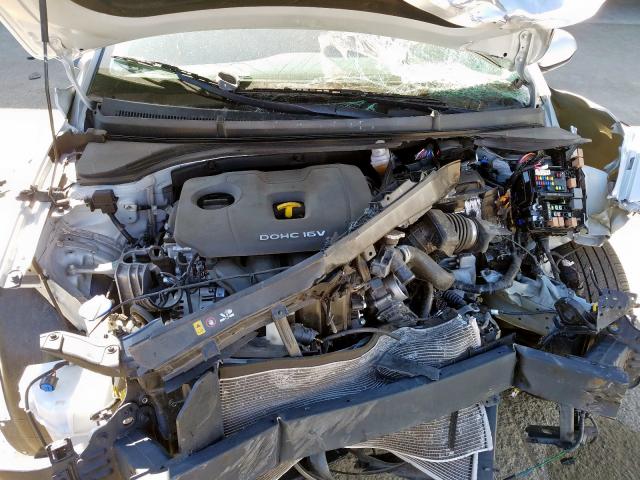 Photo 6 VIN: 5NPD84LF5JH347880 - HYUNDAI ELANTRA SE 