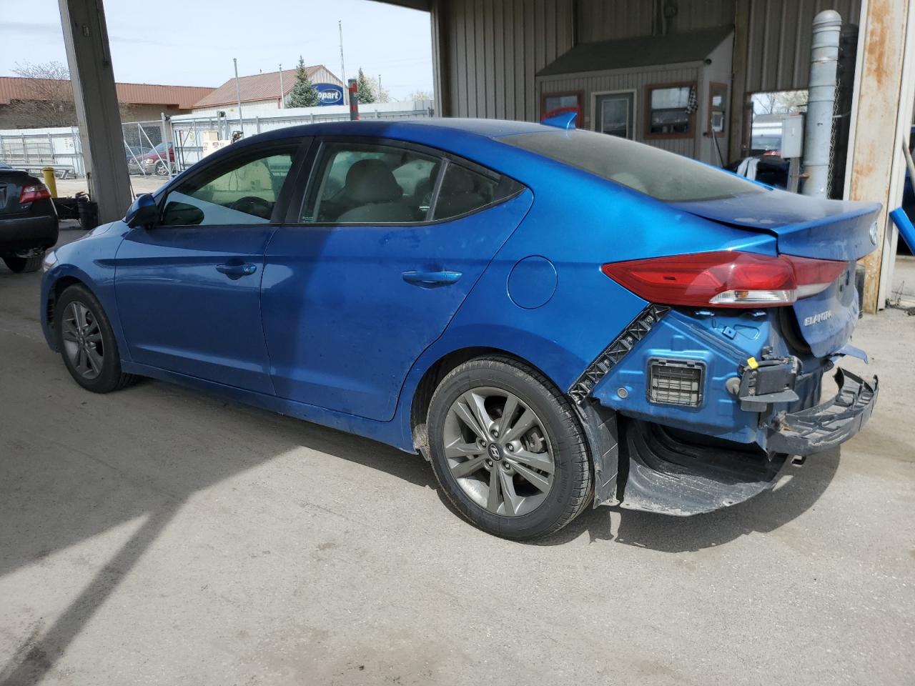 Photo 1 VIN: 5NPD84LF5JH348396 - HYUNDAI ELANTRA 