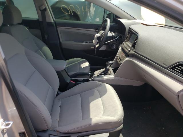 Photo 4 VIN: 5NPD84LF5JH349158 - HYUNDAI ELANTRA SE 