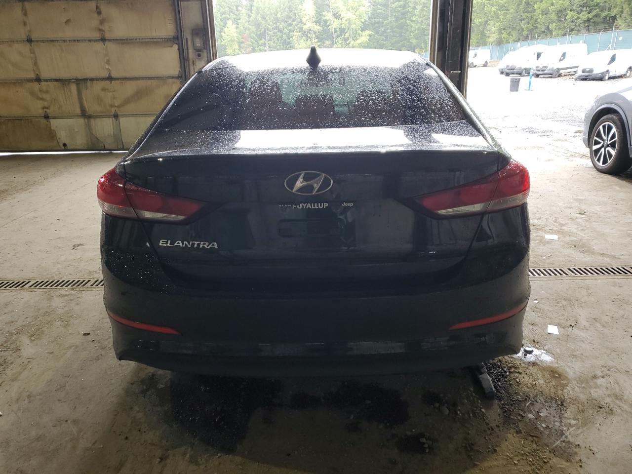 Photo 5 VIN: 5NPD84LF5JH353288 - HYUNDAI ELANTRA 