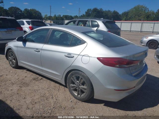 Photo 2 VIN: 5NPD84LF5JH353985 - HYUNDAI ELANTRA 