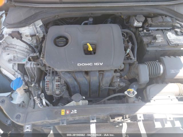 Photo 9 VIN: 5NPD84LF5JH354084 - HYUNDAI ELANTRA 