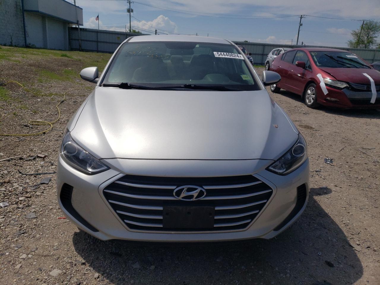 Photo 4 VIN: 5NPD84LF5JH355476 - HYUNDAI ELANTRA 