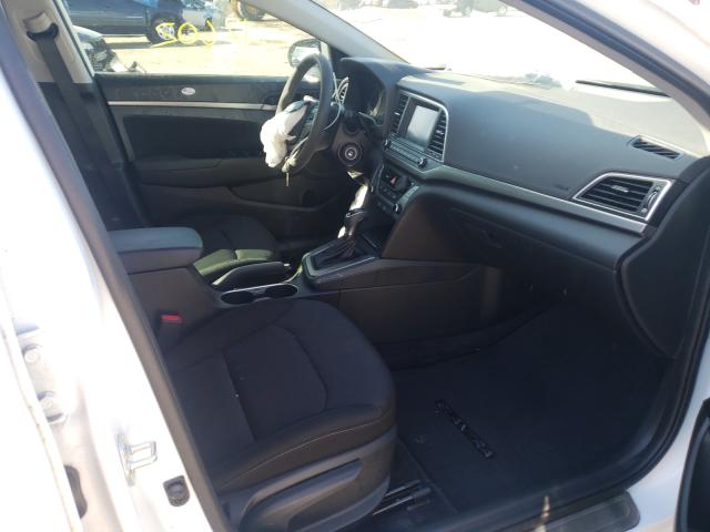 Photo 4 VIN: 5NPD84LF5JH356725 - HYUNDAI ELANTRA SE 