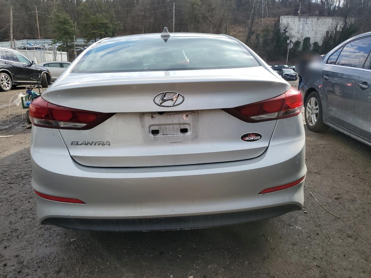 Photo 5 VIN: 5NPD84LF5JH365909 - HYUNDAI ELANTRA 