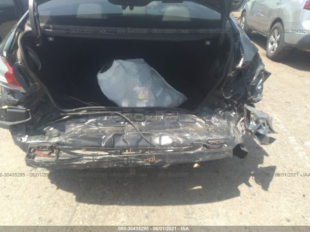 Photo 5 VIN: 5NPD84LF5JH371919 - HYUNDAI ELANTRA 