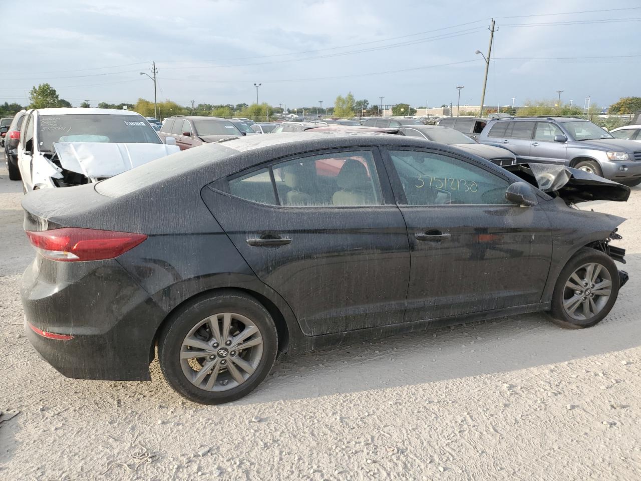 Photo 2 VIN: 5NPD84LF5JH377266 - HYUNDAI ELANTRA 