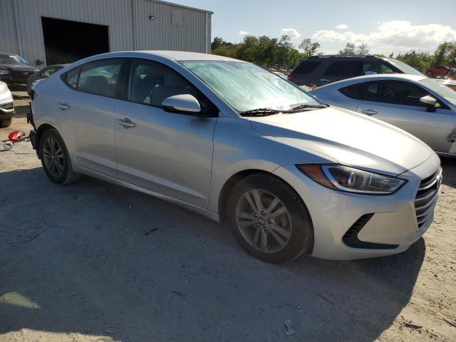 Photo 3 VIN: 5NPD84LF5JH379129 - HYUNDAI ELANTRA 