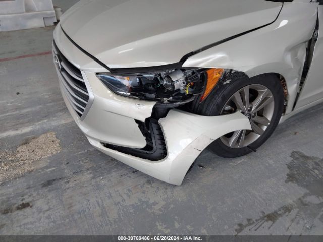 Photo 5 VIN: 5NPD84LF5JH382483 - HYUNDAI ELANTRA 