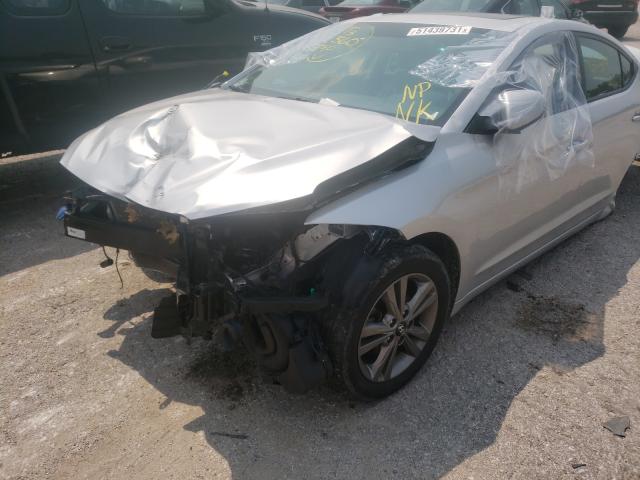 Photo 1 VIN: 5NPD84LF5JH392804 - HYUNDAI ELANTRA SE 