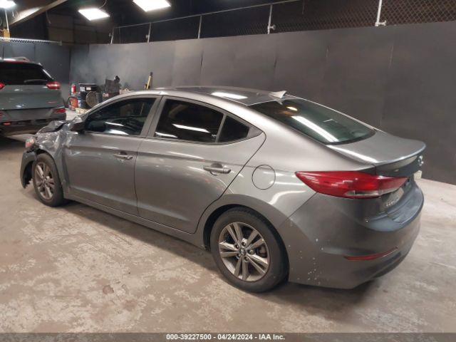 Photo 2 VIN: 5NPD84LF5JH394553 - HYUNDAI ELANTRA 