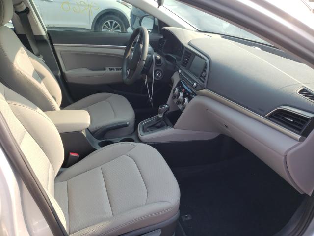 Photo 4 VIN: 5NPD84LF5KH412275 - HYUNDAI ELANTRA 