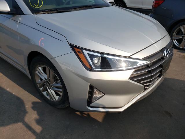 Photo 8 VIN: 5NPD84LF5KH412275 - HYUNDAI ELANTRA 