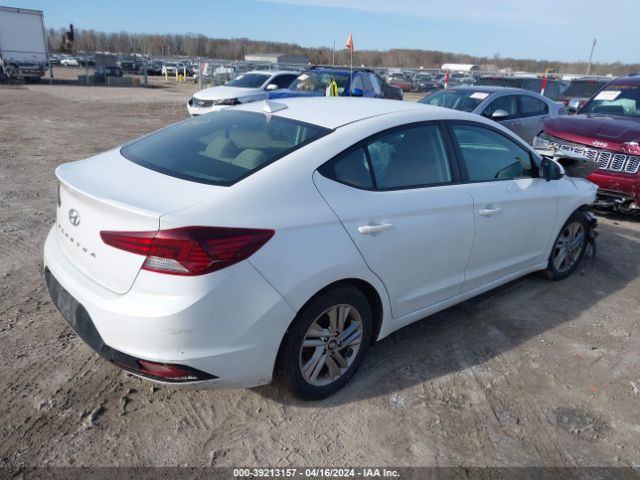 Photo 3 VIN: 5NPD84LF5KH418805 - HYUNDAI ELANTRA 