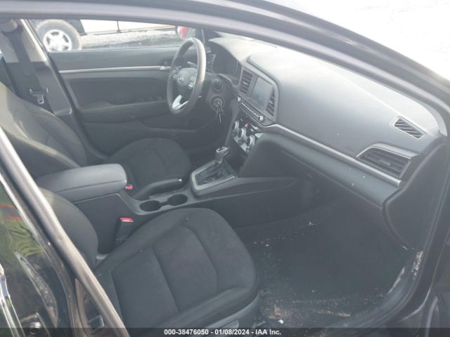 Photo 4 VIN: 5NPD84LF5KH422367 - HYUNDAI ELANTRA 