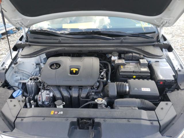 Photo 6 VIN: 5NPD84LF5KH428802 - HYUNDAI ELANTRA SE 