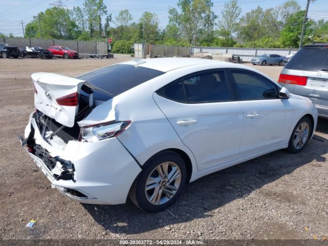 Photo 3 VIN: 5NPD84LF5KH436642 - HYUNDAI ELANTRA 