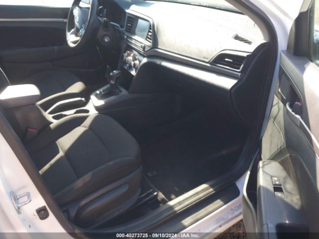 Photo 4 VIN: 5NPD84LF5KH441341 - HYUNDAI ELANTRA 