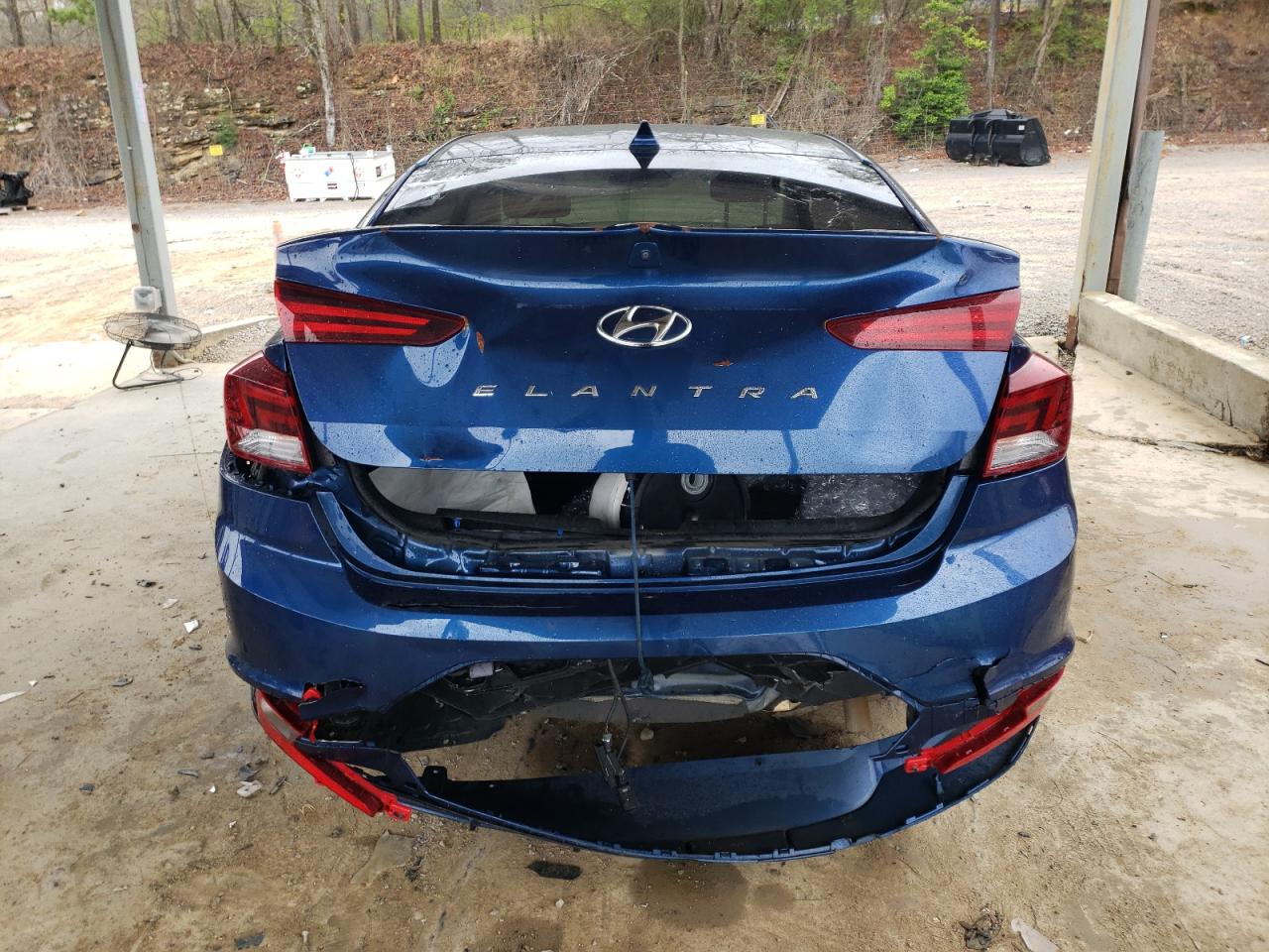 Photo 5 VIN: 5NPD84LF5KH441419 - HYUNDAI ELANTRA 