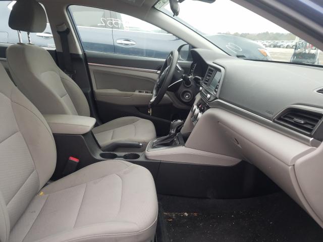 Photo 4 VIN: 5NPD84LF5KH461220 - HYUNDAI ELANTRA SE 