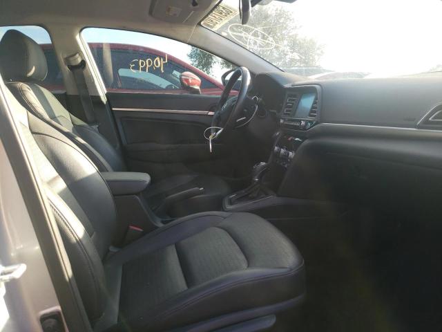 Photo 4 VIN: 5NPD84LF5KH473321 - HYUNDAI ELANTRA SE 